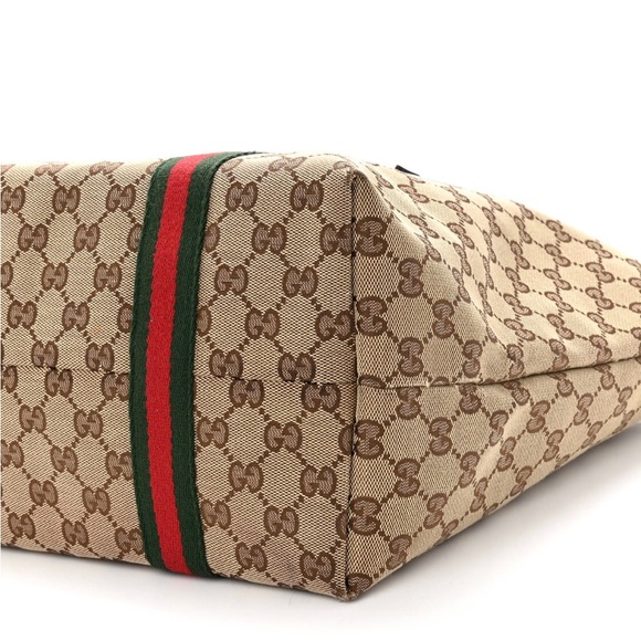 GUCCI Tote
Monogram Large Jolicoeur Tote Brown. Preloved. Great condition - Picture 10 of 14